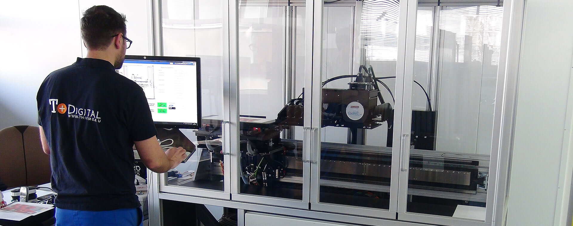 THIEME LAB D THIEME LAB D