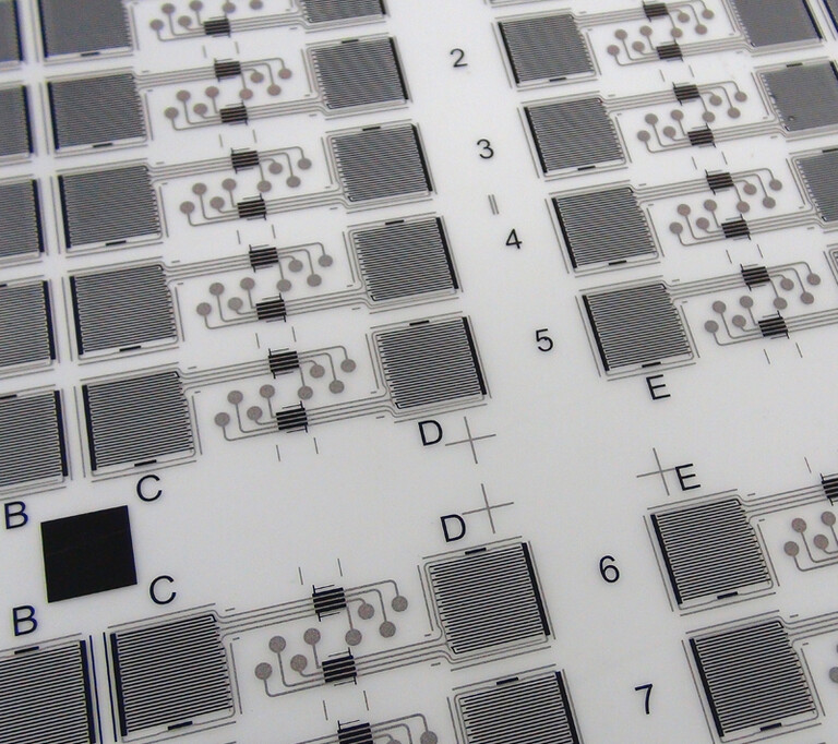 Printed conductive lines